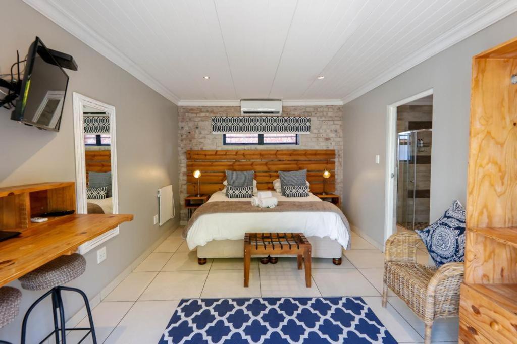 Touching Senses Garden Cottages Bloemfontein Extérieur photo