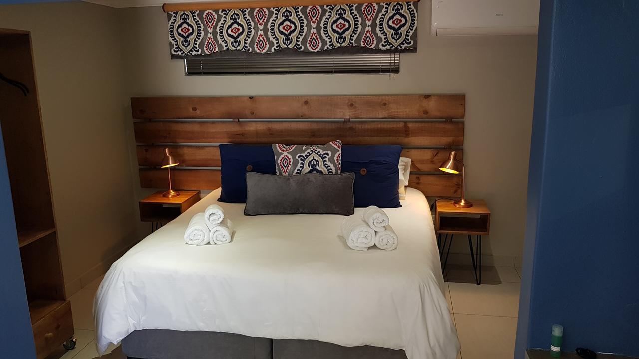 Touching Senses Garden Cottages Bloemfontein Extérieur photo