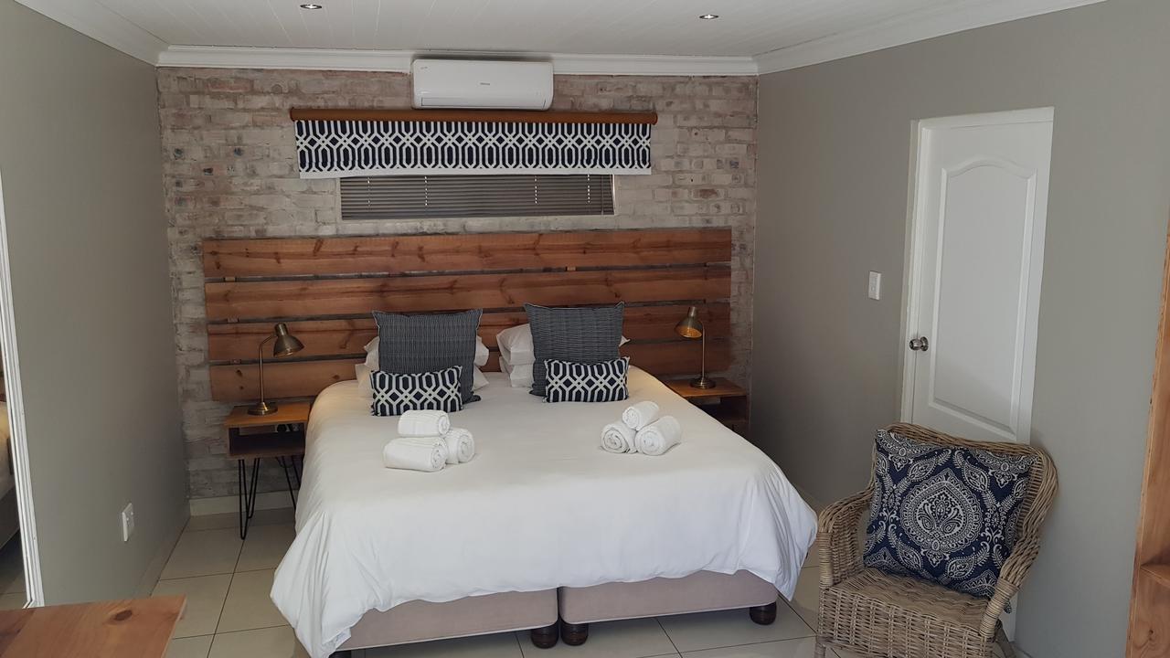 Touching Senses Garden Cottages Bloemfontein Extérieur photo